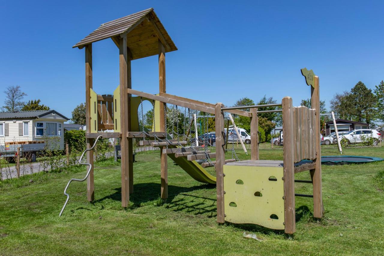Bungalow 40 Op Recreatiepark De Wielen Сінт-Мартен Екстер'єр фото