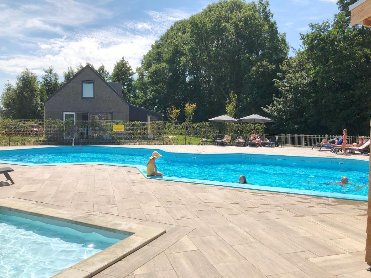 Bungalow 40 Op Recreatiepark De Wielen Сінт-Мартен Екстер'єр фото
